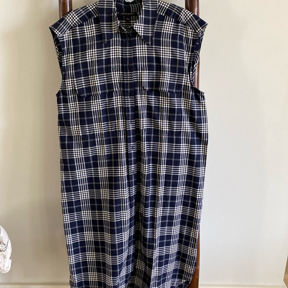 Banana republic sleeveless dress.